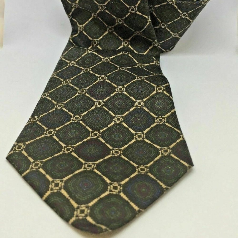 NWOT! Harve Benard by Benard Holtzman Men's Designer Tie Multi-Colored 100% Silk